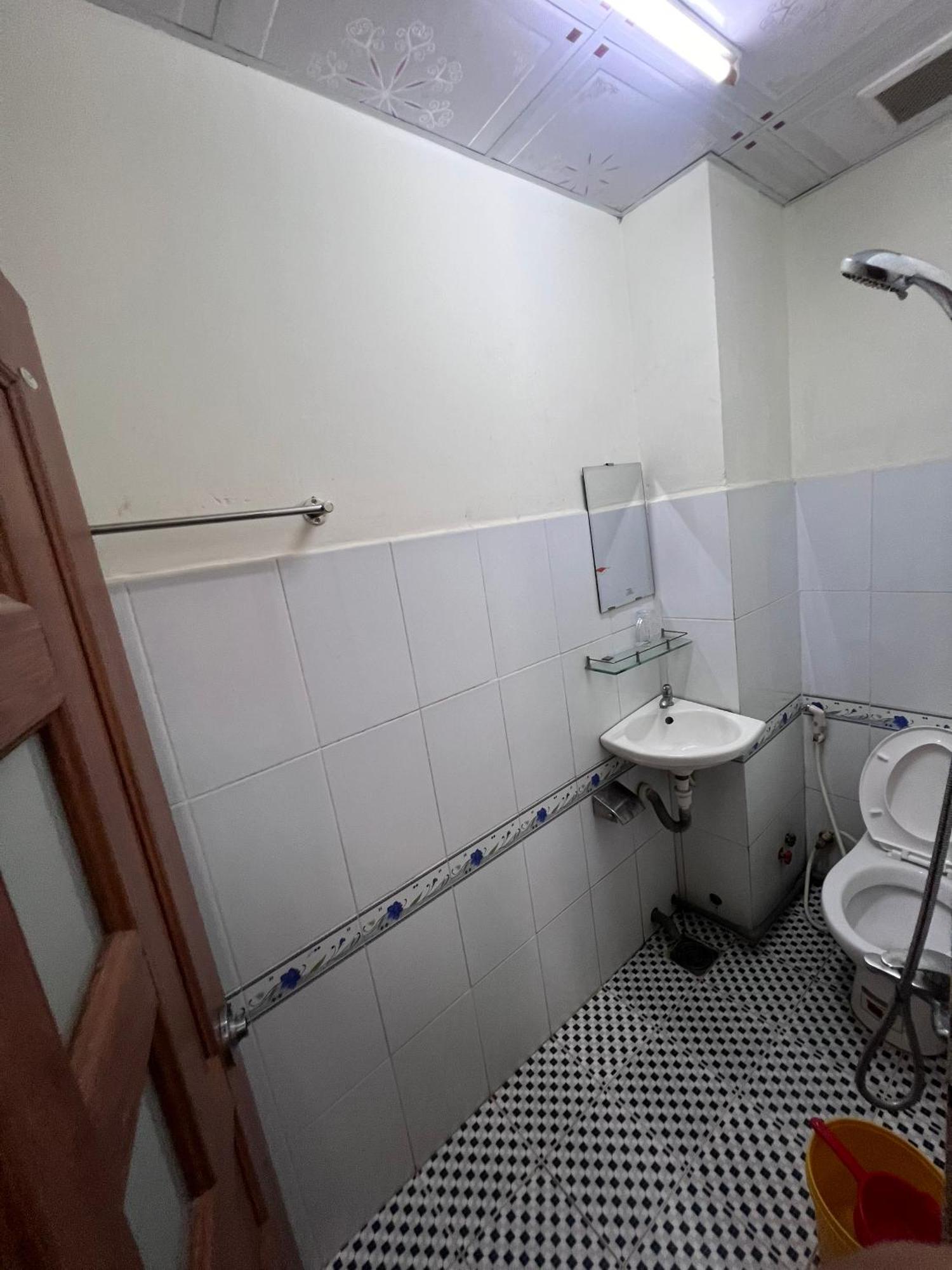 Nha Nghi Happy Khách sạn TP. Hồ Chí Minh